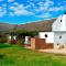 Alpha Excelsior Guest Farm