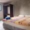 9 Hostel