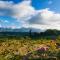 Cheverells Farm, Kiku & Braeburn Cottage