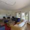 Villa with beautiful see views & spacious garden