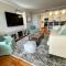 Luxurious Ocean View Getaway!! Entire Home!