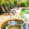 MUSE-Luxe Apartment in Port Douglas