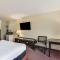 Econo Lodge Whitehall near Michigans Adventure