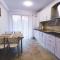 Transylvanian Apt. w/ lrg. terrace and parking - KarpatenHaus - Брашов