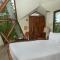 Mamasan Treehouses & Cabins
