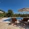 Villa Melita - Heated pool within Nature Park
