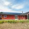 12 person holiday home in Ebeltoft-By Traum