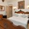 Royal Hotel