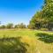 Villa with heated swimming pool, sauna and garden