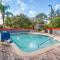 OYO Townhouse Orlando West