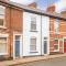 South View - 3 bed modern Chester house - Close to city centre