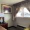 Four Corners Inn