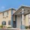 Travelodge by Wyndham St. Louis