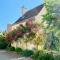 Le Lavoir aux Roses by Gîtes Sud Touraine