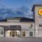 Super 8 by Wyndham Houston NW Beltway 8-West Rd