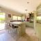 Stunning Panoramic Lake Hawea Views 5 Bedrooms