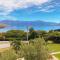 Stunning Panoramic Lake Hawea Views 5 Bedrooms
