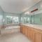 Kicback Cabana by Beach Retreats - Holmes Beach