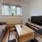 SRK Serviced Accommodation, 2 Bedroom Private Apartment, Business, Leisure, Contractors