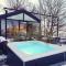 Glass House & SPA - DCA Certified - - Terruggia