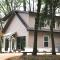 3-BDR Direct Waterfront Cottage