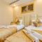 Twins Hotel