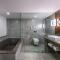 Silver Waves Resort & Spa - Daman - Daman