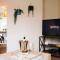 Castle Gate by Spa Town Property - Central Location with Large Living Space - 沃里克