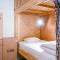Hostel TangaTable