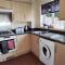 Lakeside: Argosy 3bed house 2bath parking M27 J5 Southampton Airport sleeps 6