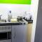 Lymedale Suites Studios & Aparthotel in NEWCASTLE UNDER LYME & STOKE - 莱姆河下游的纽卡尔斯