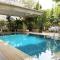 14 Place Sukhumvit Suites