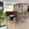 14 Place Sukhumvit Suites