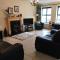 B2 Waterfoot Apartment