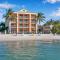 Hutchinson Island Hotel