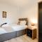 Parking, Tv in Every Bedroom!