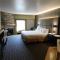 Days Inn & Suites by Wyndham Downtown Gatlinburg Parkway