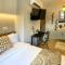 ST Signature Bugis Beach, DAYUSE, 8-9 Hours, check in 8AM or 11AM