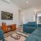 Treetop Bach - Whangamata Holiday Home