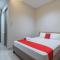 RedDoorz Plus @ Cirebon City Center - Cirebon