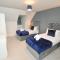 Foxley Place: MK City house for large groups