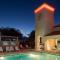 Gateway Studio Suites