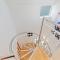 Majestic Mews Apartment with Free Parking - By My Getaways - Brighton & Hove