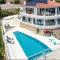 Villa Paraiso D14 by BookMenorcaVillas