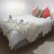 Charming Cottage & Garden - central Brighton!
