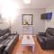 10minDriveCliffsOfMoher-Cozy2Br-Parking-WiFi