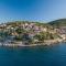 Apartments by the sea Stomorska, Solta - 11298