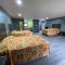 Town House Motel