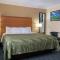 Quality Inn Ottawa near Starved Rock State Park