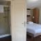 2 2-persoons Hotel kamer